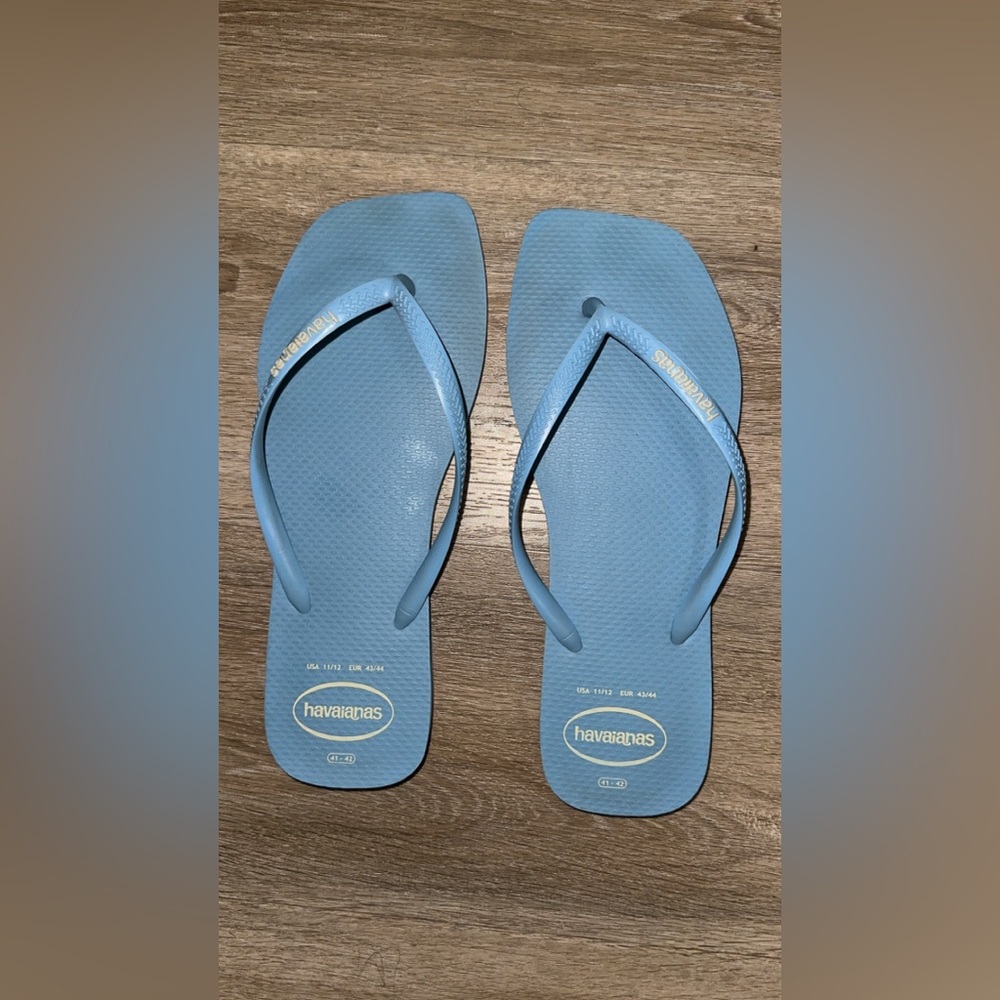 Havaianas Sky Blue Classic Flip Flops